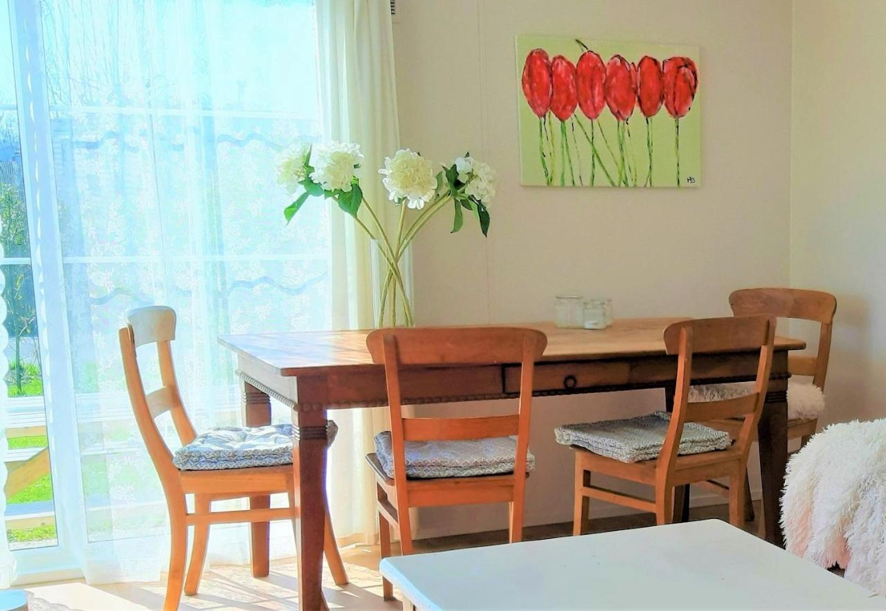 Chalet 556 Op Recreatiepark De Wielen سينت مارتن المظهر الخارجي الصورة