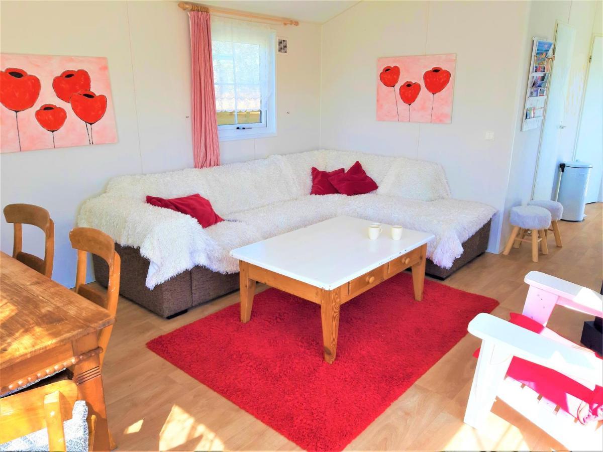 Chalet 556 Op Recreatiepark De Wielen سينت مارتن المظهر الخارجي الصورة