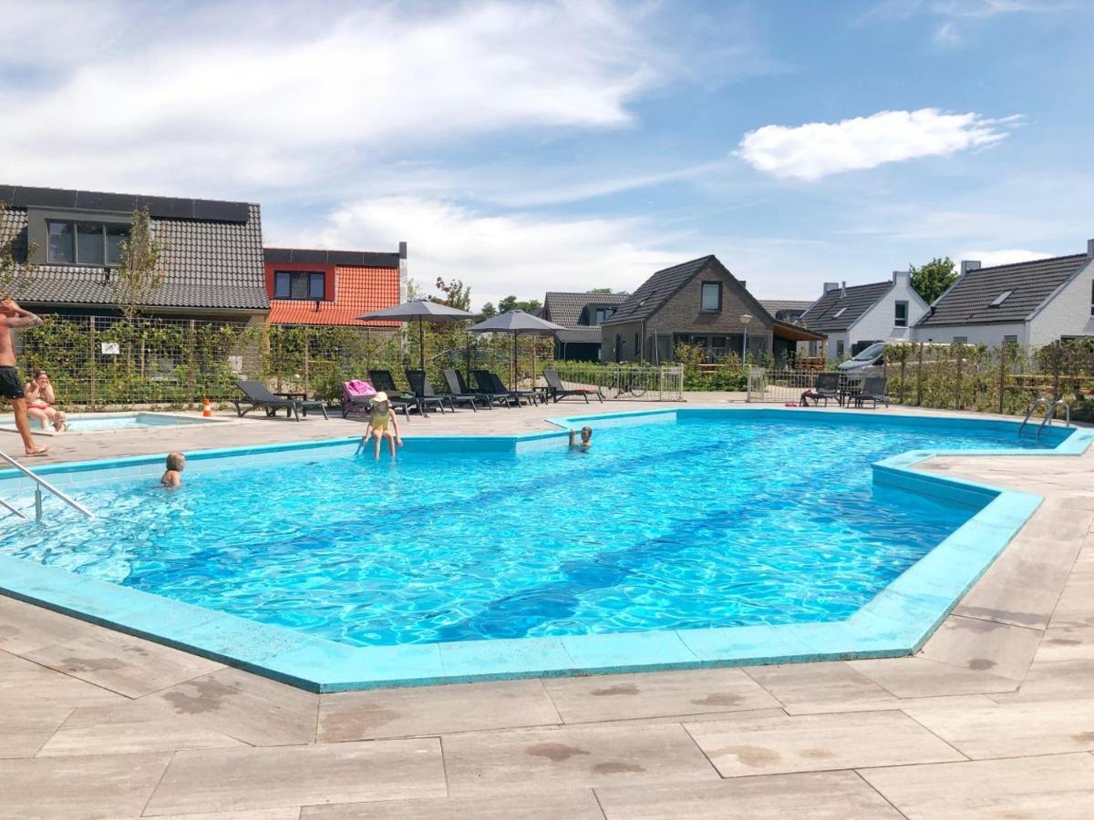 Chalet 556 Op Recreatiepark De Wielen سينت مارتن المظهر الخارجي الصورة
